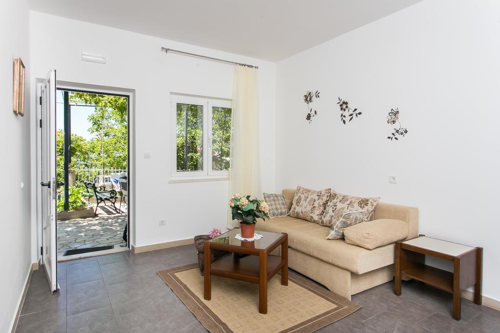 Apartments Olive Mlini Εξωτερικό φωτογραφία