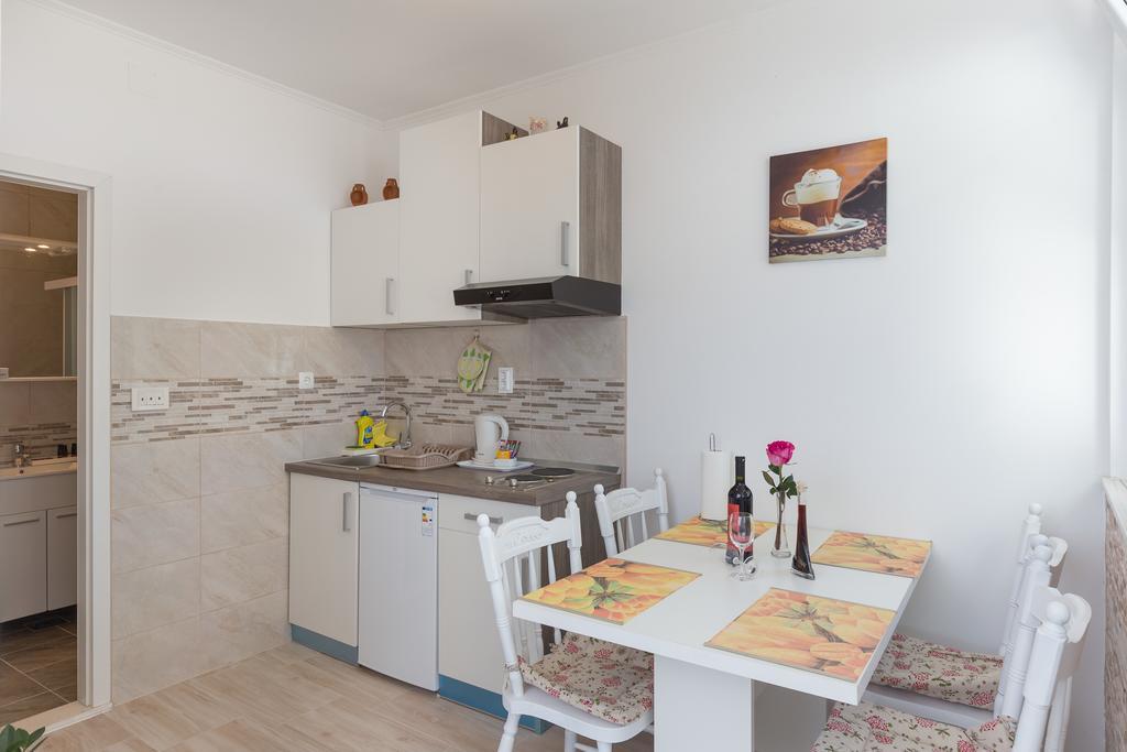 Apartments Olive Mlini Εξωτερικό φωτογραφία